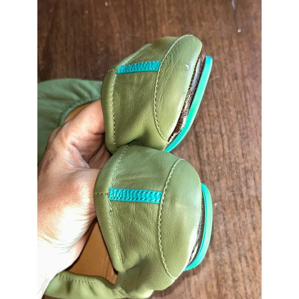 Tieks olive Green Leather Ballet Flats Size 9 Comfort
